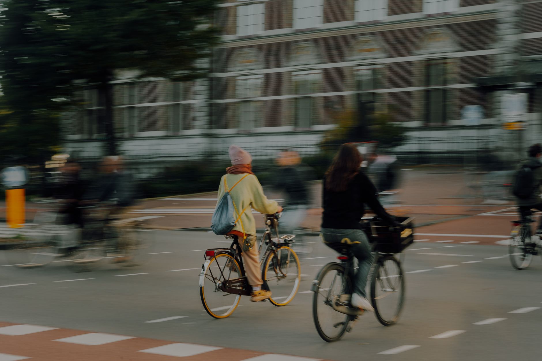 Netherlands moves gold
